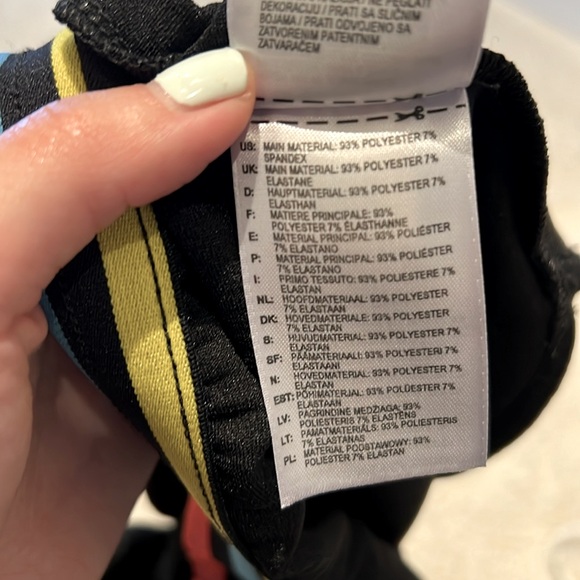 Adidas Originals Running Shorts - Picture 10 of 10